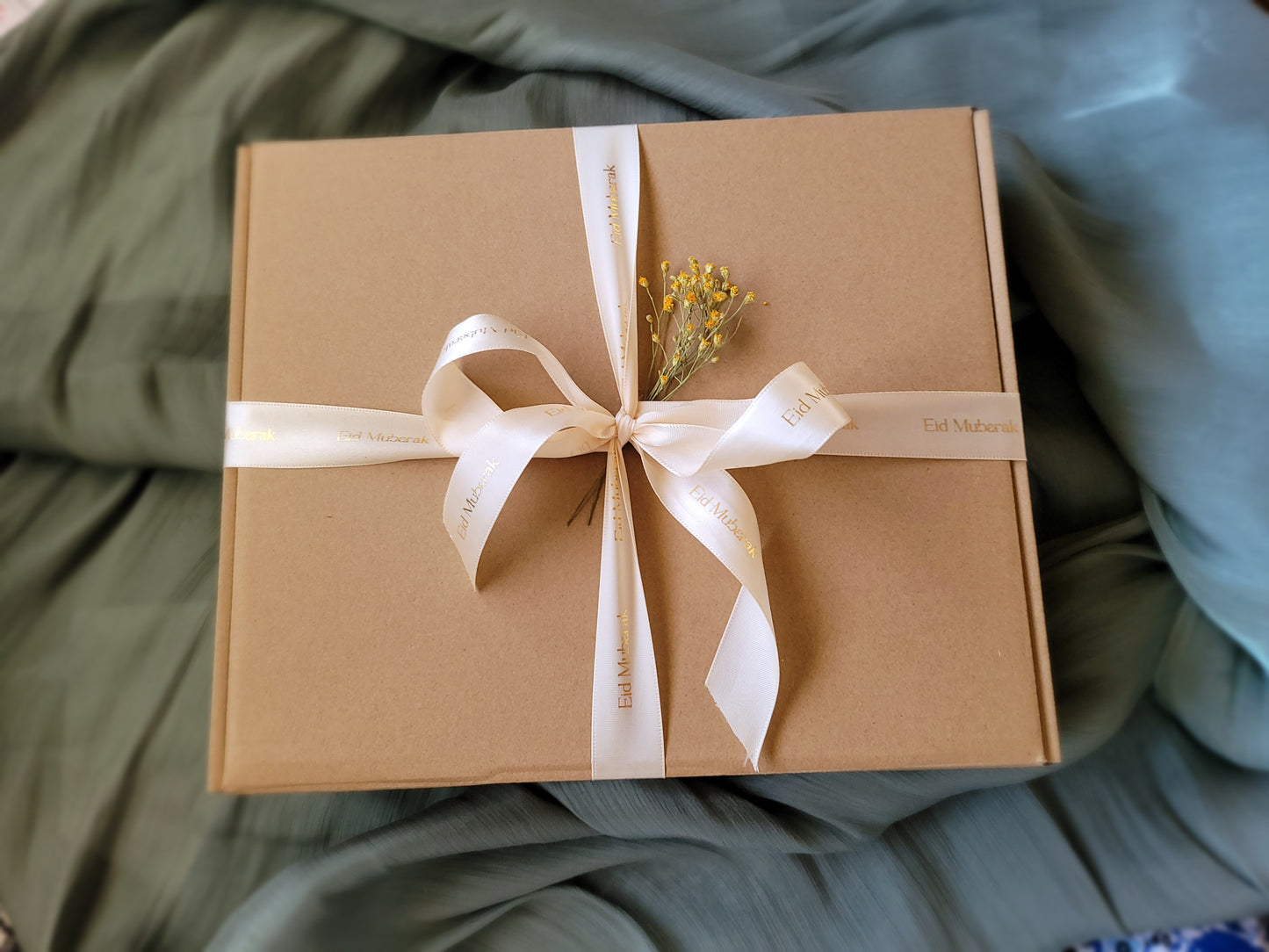 Large Gift Box (Base Price)